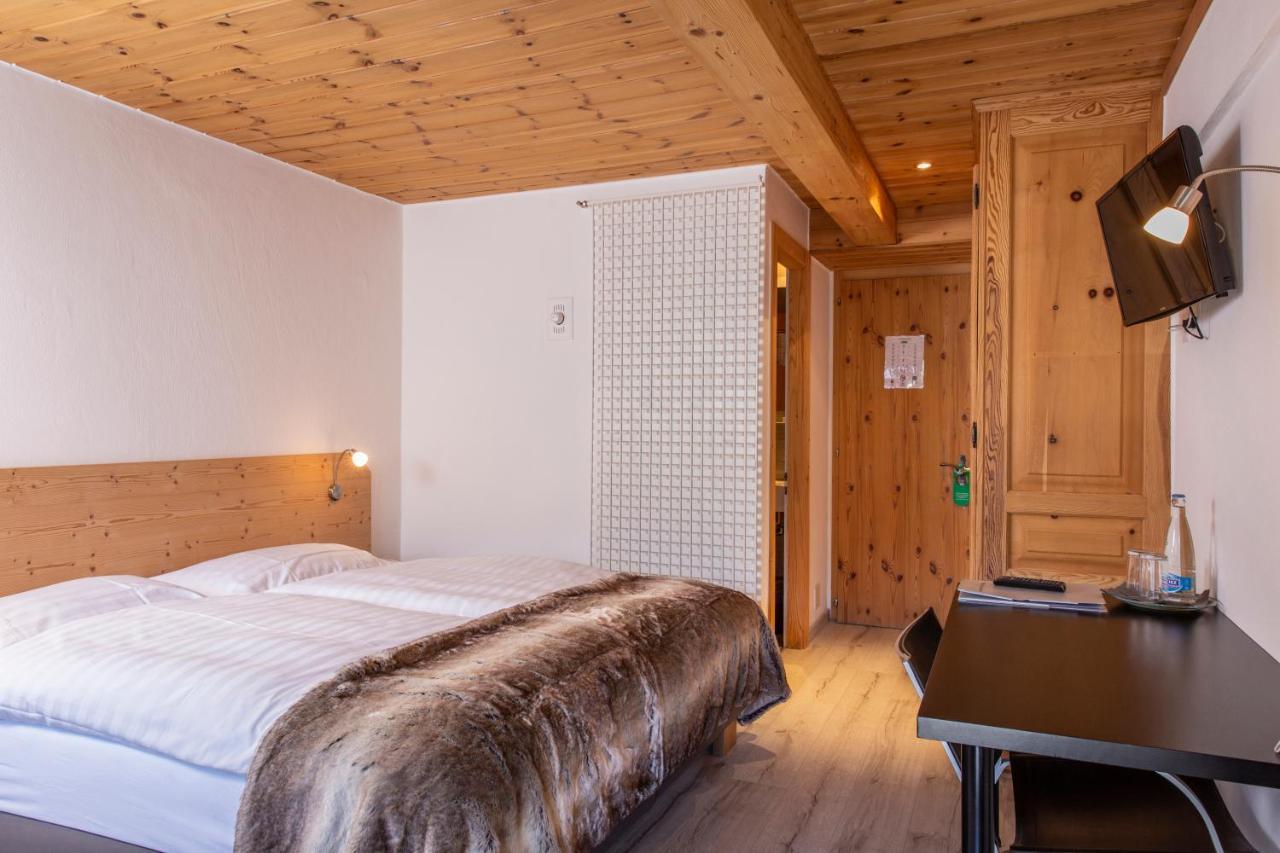 Lodge Alpina *